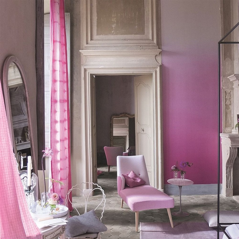 Saraille Wallpaper P600 by Designers Guild in Fuchsia Pink